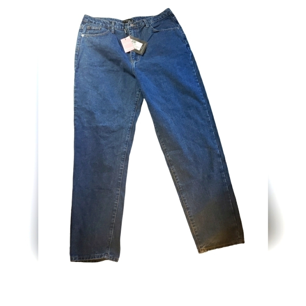 Pretty LittleThing jeans NWT.  Size 12